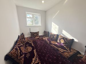 Photo 8- click for photo gallery